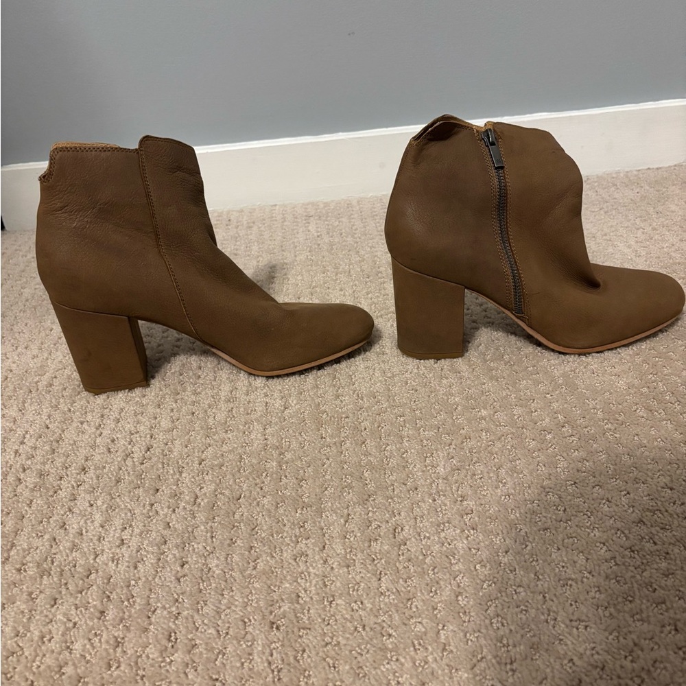Women's Tan Faux Leather Ankle Booties